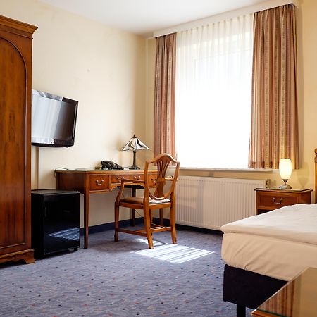 Hotel Koenigshof Am Funkturm Ганновер Номер фото